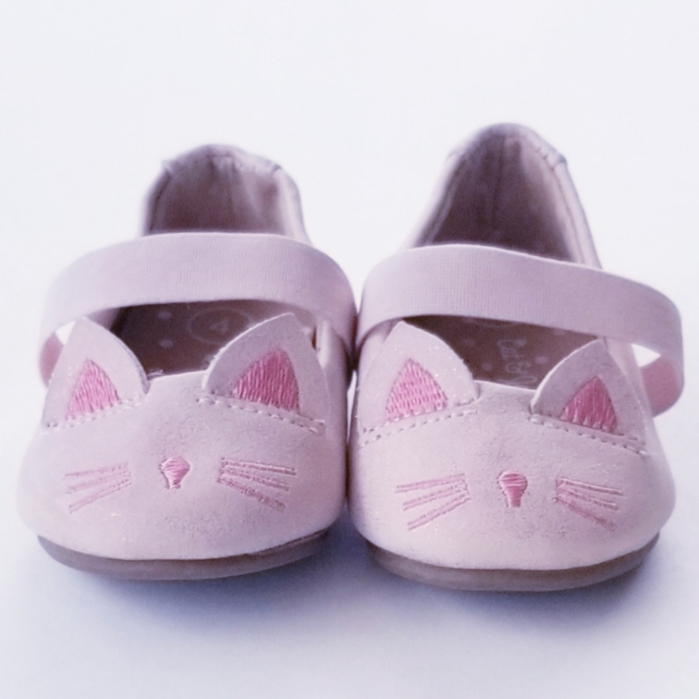 Cat & Jack Pink Cat Shoes Size 4 Girls